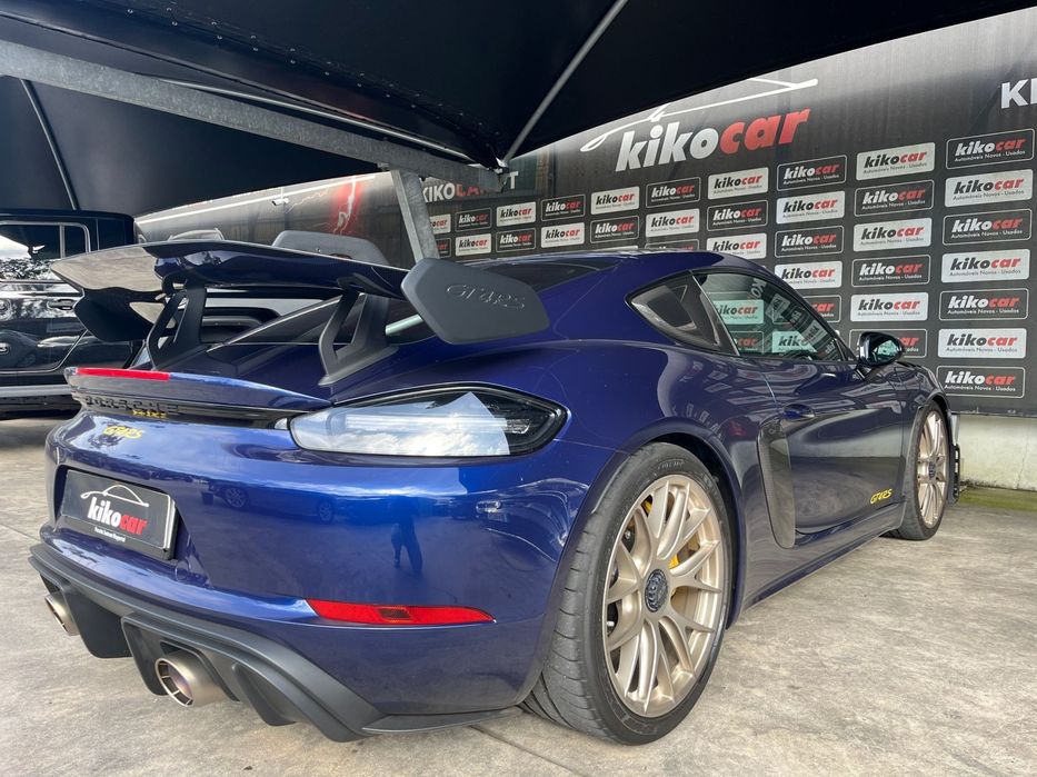 Porsche 718 Cayman GT4 RS