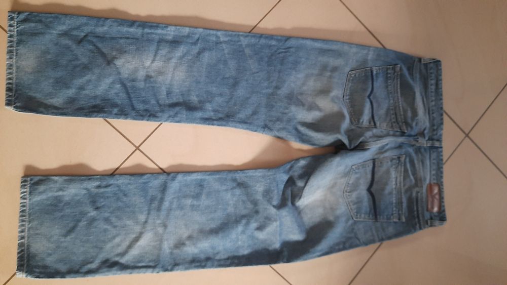Spodnie jeansowe