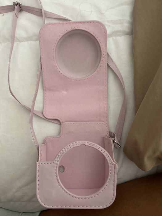 Máquina Fotográfica Instantânea FUJIFILM Instax Mini 12 Rosa com capa