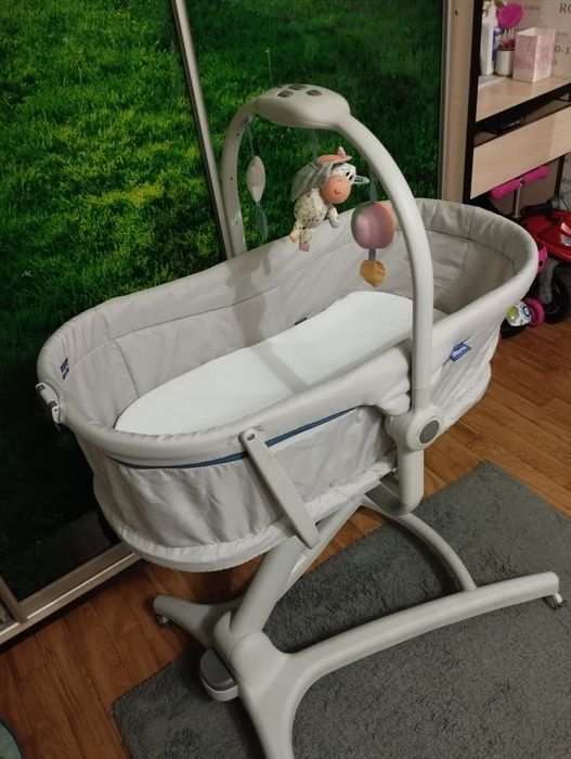 Стільчик для годування, ліжечко , шезлонг Chicco baby hug 4в1