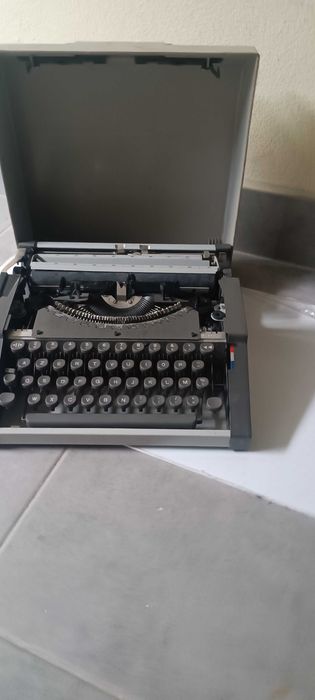Máquina de escrever