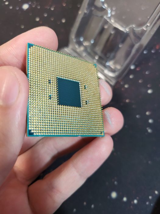 Процессор Ryzen 5 2600 AMD