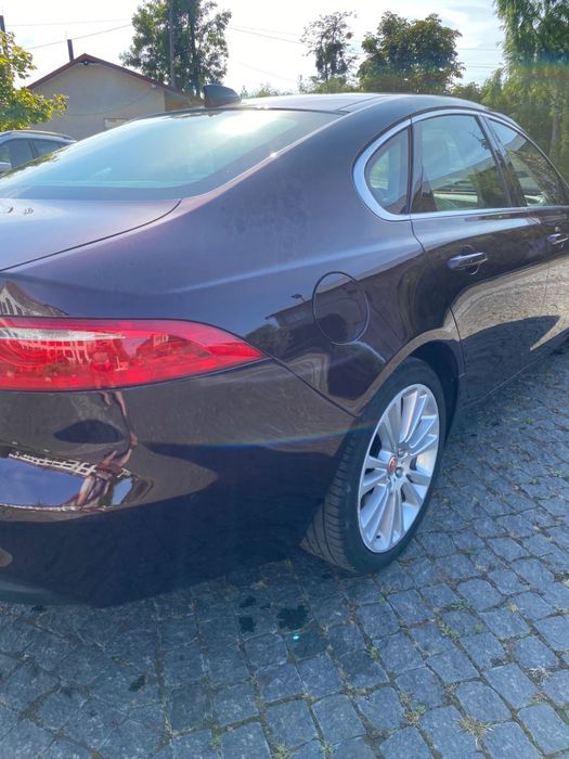 Продається Jaguar XF X260 2.0 бензин AWD