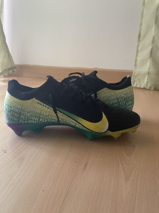 Chuteiras Nike, VINI FLY