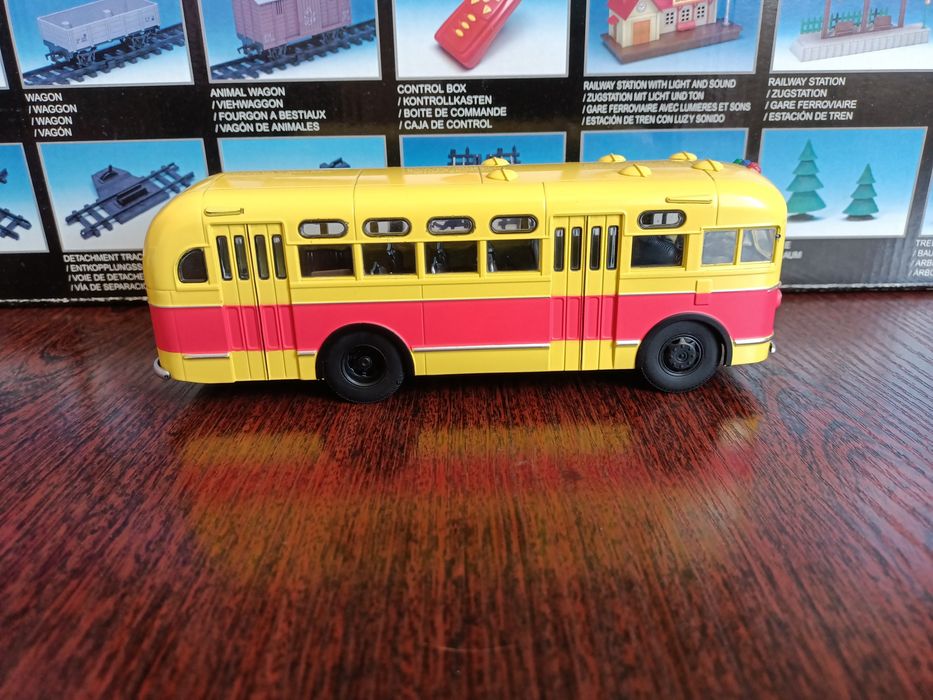 ЗІС-155 Радянський автобус 1/43 автолегенди ссср ZIS 155