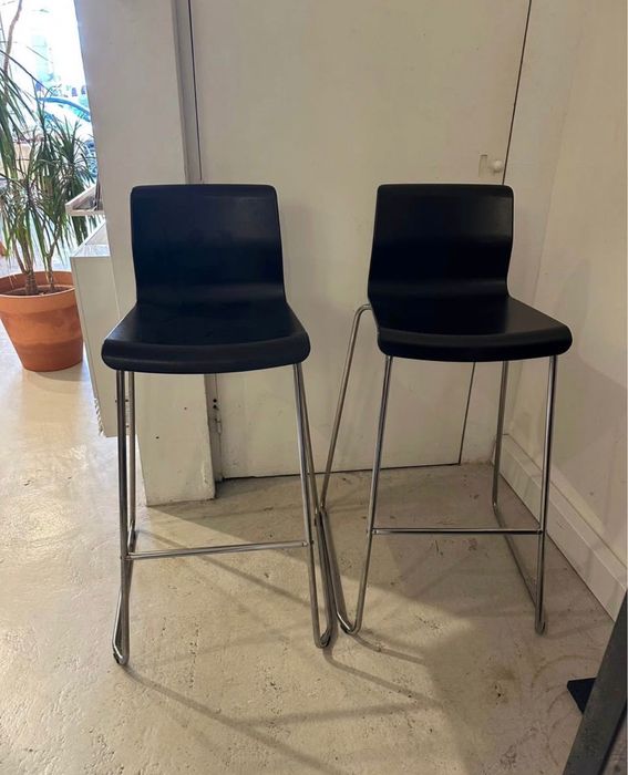 Cadeiras Altas Pretas