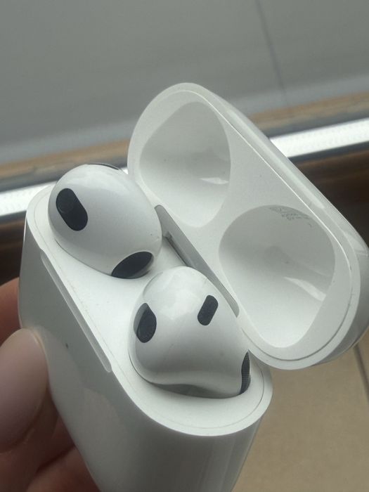 Sluchawki AirPods 3