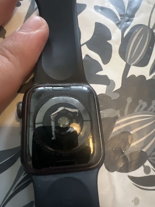 Apple Watch Series 5, 40 мм,