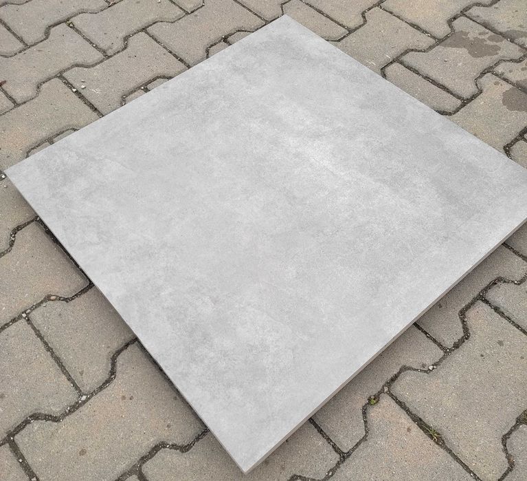 Płytki gresowe – tarasowe, szary beton 60x60x2 cm
