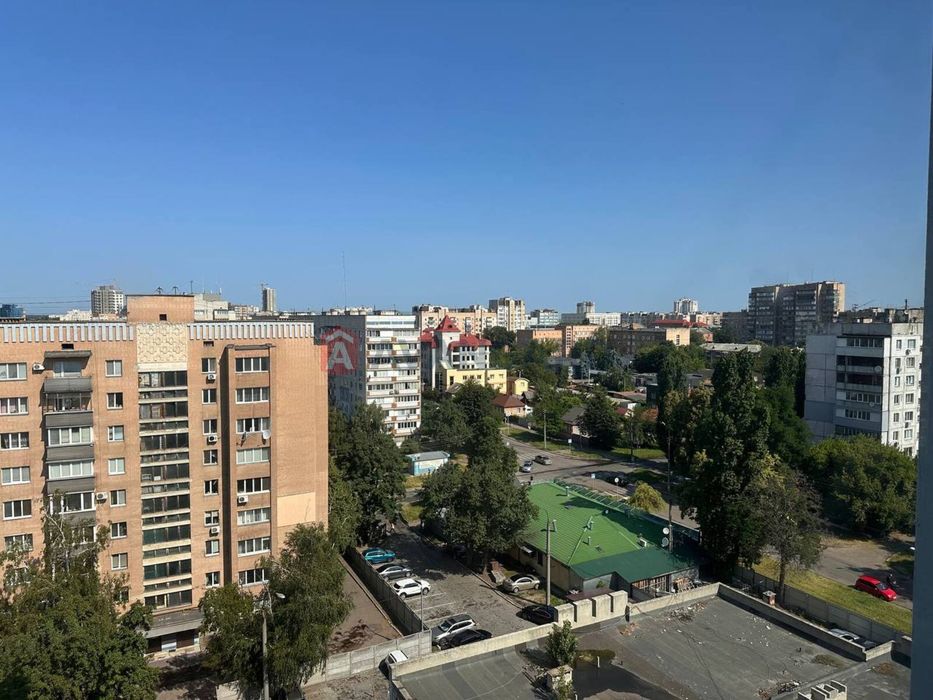 700$/м2 2-кім квартира в Центрі