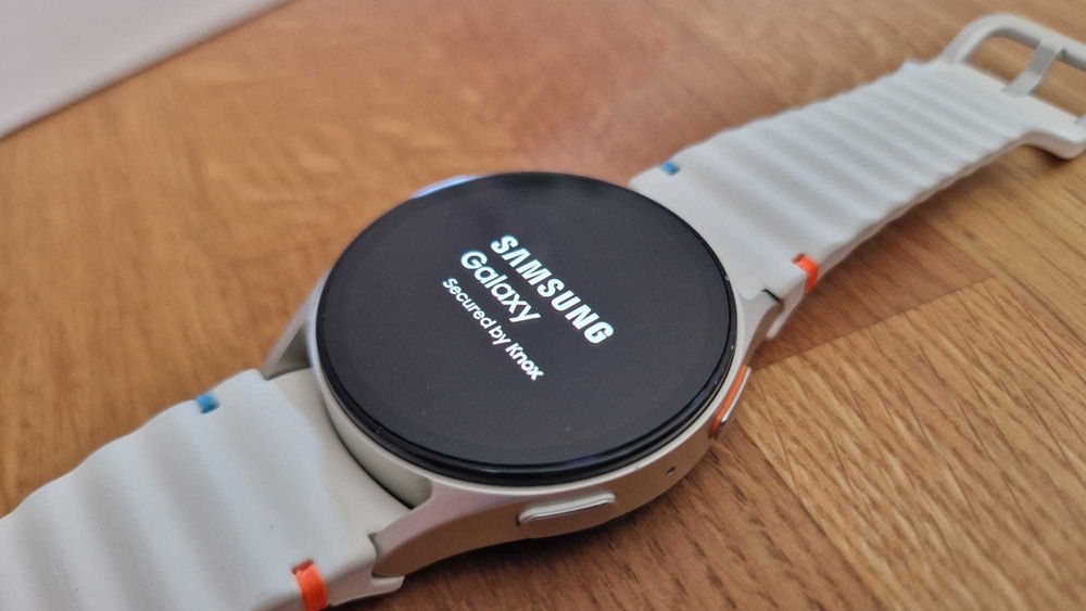 Sprzedam Samsung Galaxy Watch 7 40mm Bluetooth - stan bardzo dobry