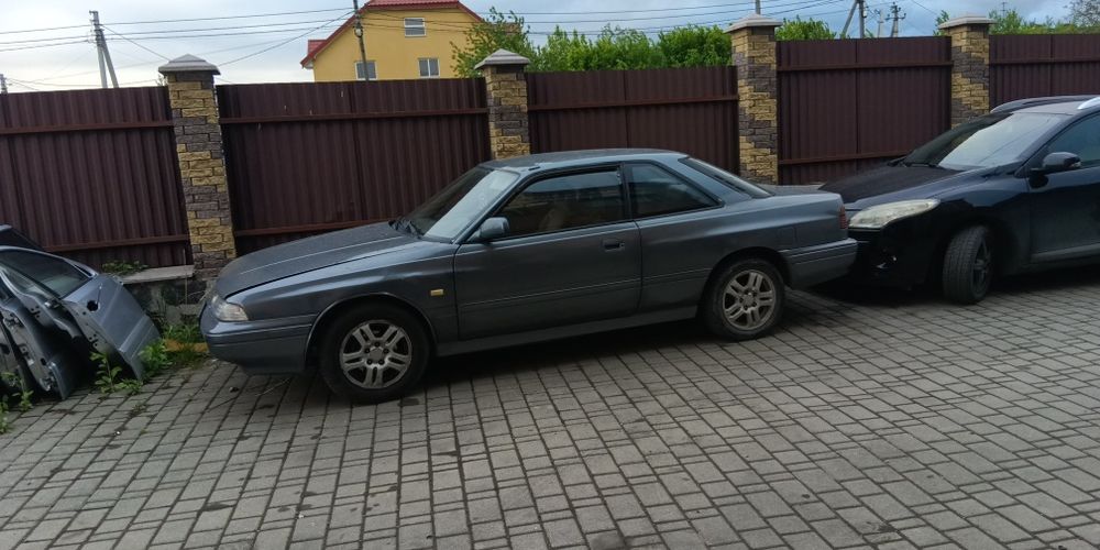 Мазда 626 на ходу....