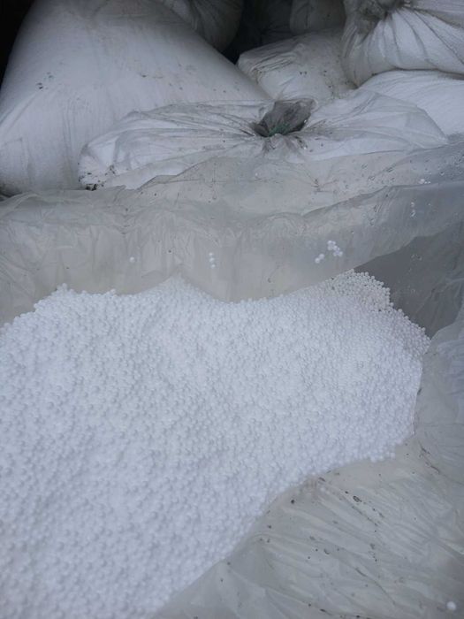 Продам пінопластову крихту