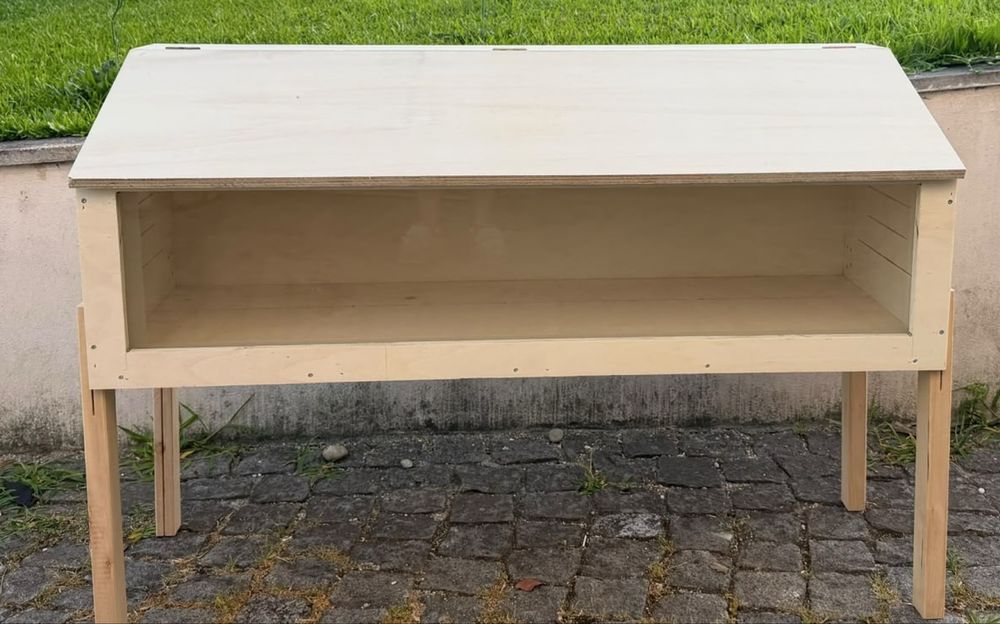 Incubadoras / galinheiro para criação de pintos