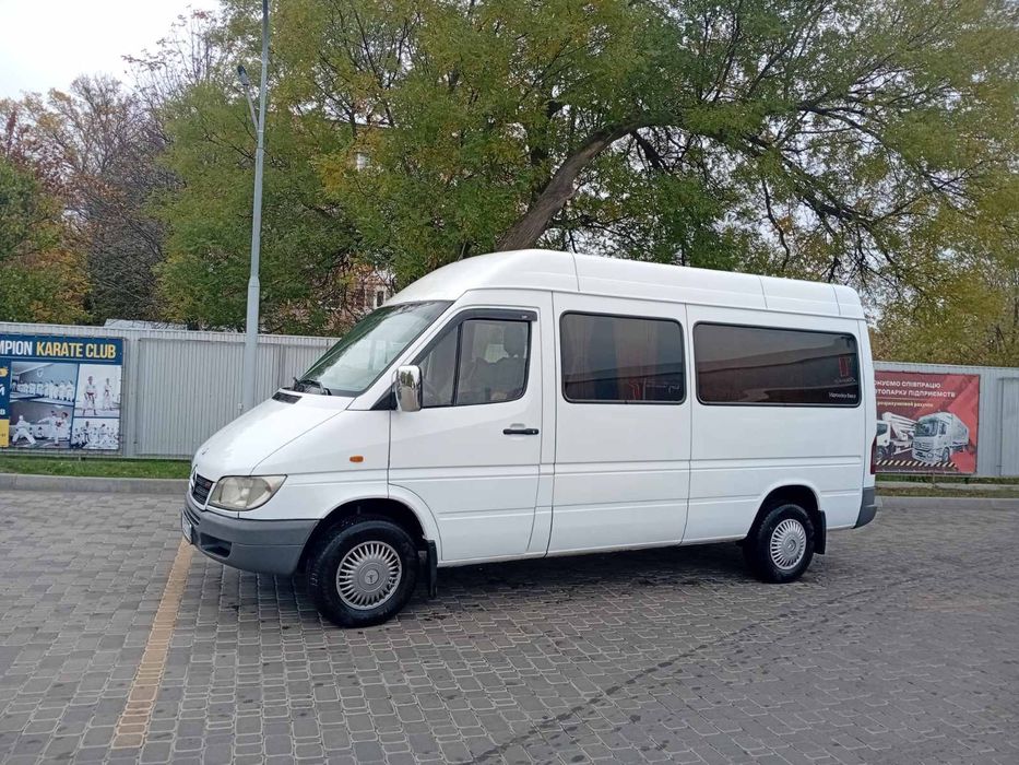 Продаю Спринтер  2.2.2005 год