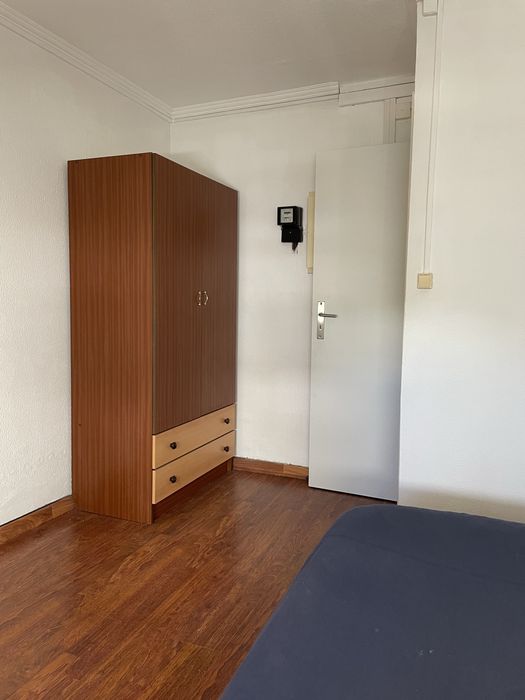 Room for Rent in Lisbon, Avenidas Novas - Short Term