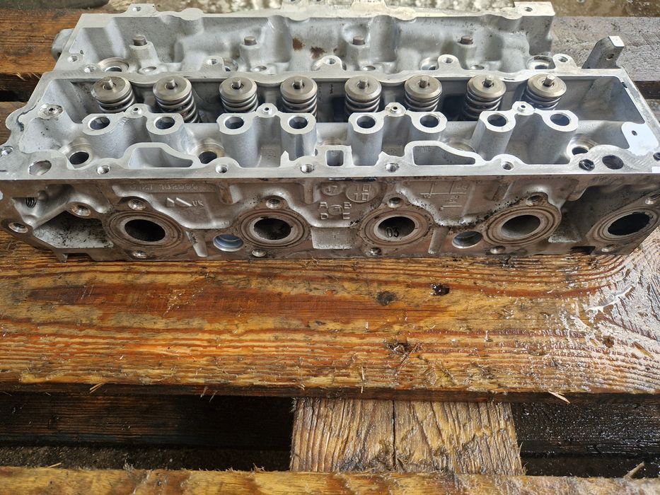Cabeça motor 1.6hdi 112cv 8v