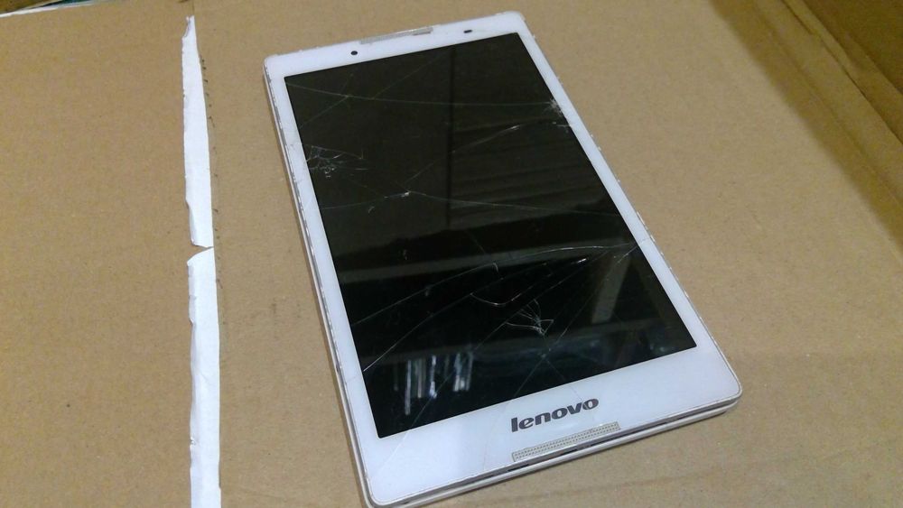 Tablet Lenovo   T247