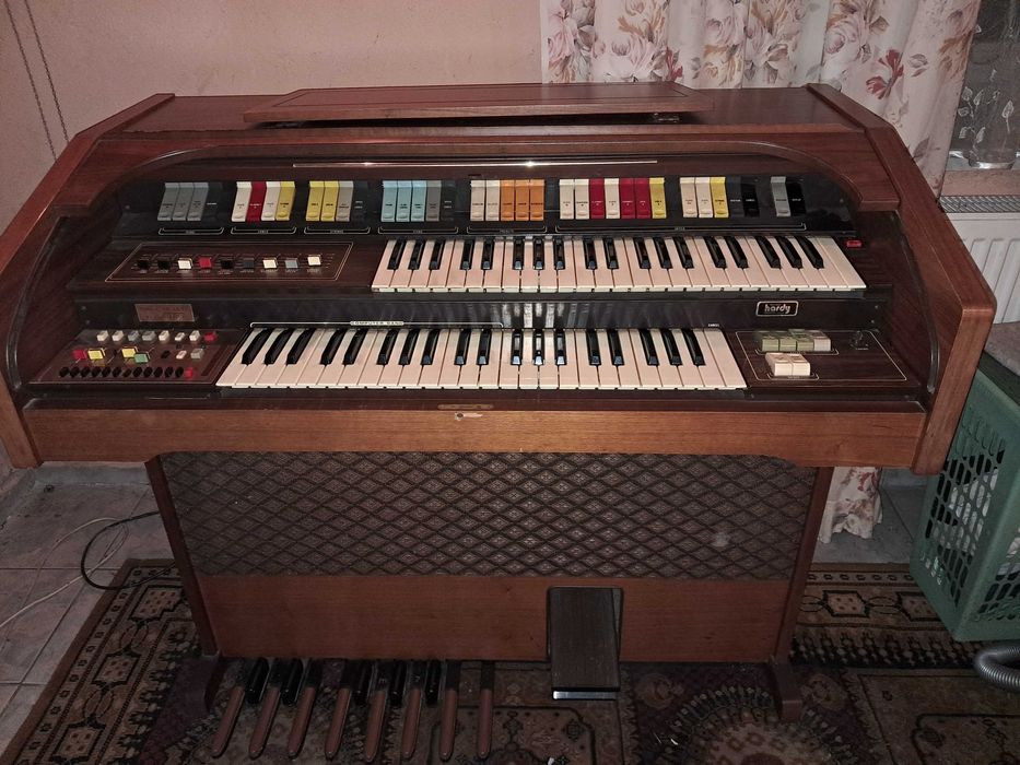 Organy: Diamond 902 V CRB ELETTRONICA