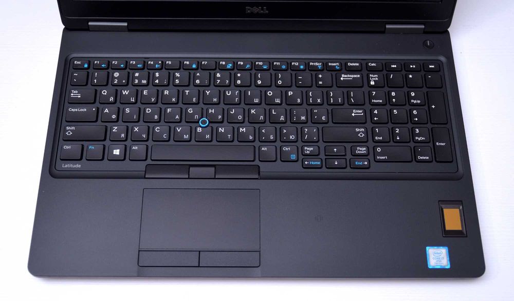 Dell Latitude 5580/ i7-7820HQ/ 256/512 SSD/ 8/16 RAM/ 15,6 fhd/ноутбук