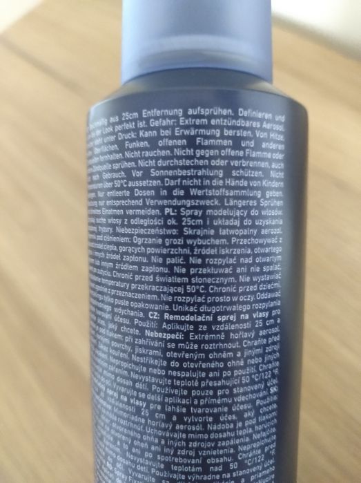 Lakier do stylizacji Nivea Men craft stylers no. 4
