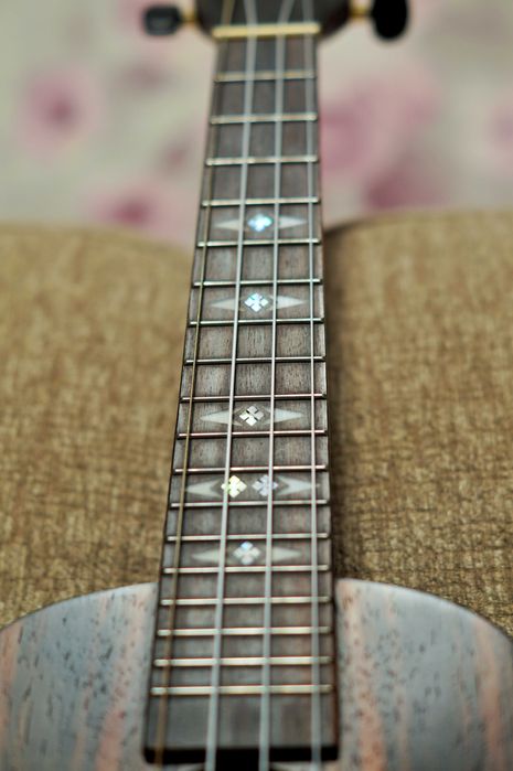 Укулеле Коцерт Flight DUC460CEQAMARA