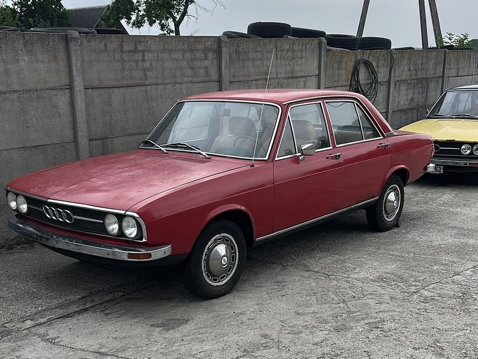 Audi 100