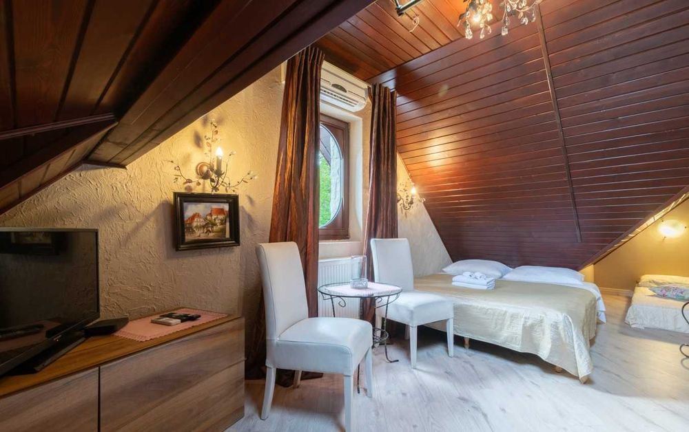 Willa AHAVA noclegi pokoje apartamenty centrum Kazimierz Dolny - klima