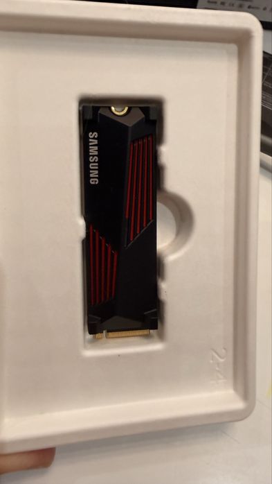 SSD Samsung 990 pro  2 Tb ( with Heatsink)