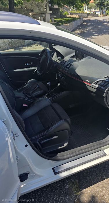 Renault Megane Sport Tourer 1.5 dCi GT Line (110cv) – 6 Vel.