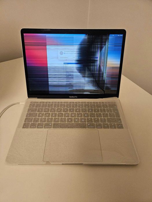 MacBook Pro A1708 uszkodzony ekran
