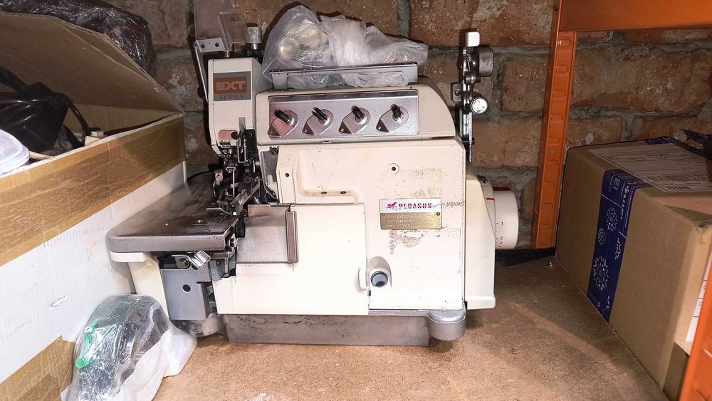 Owerlok Pegasus EXT overlock 4 nitkowy przemysłowy