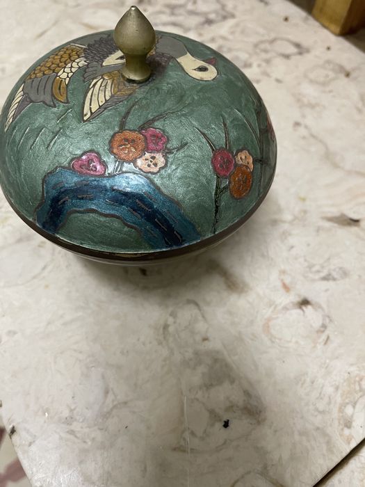 Taça /caixa com tampa de metal Vintage