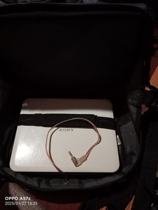 Leitor de DVD/CD portátil Sony DVP- FX 720