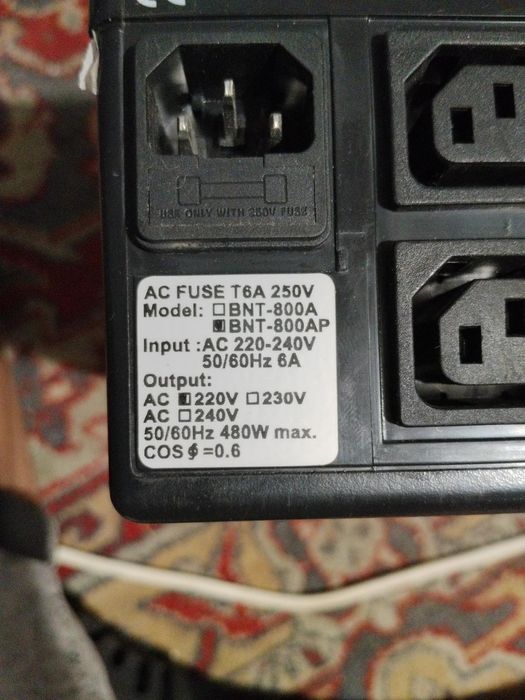 Безперебійник Powercom BNT-800AP
