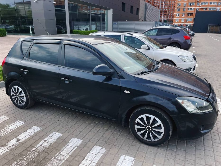 Kia Ceed 2008 • 1.6 газ/бензин • механіка