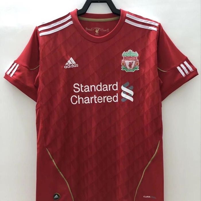 Футбольна ретро форма Ліверпуль сезону 10-11/ Футбольная ретро джерси