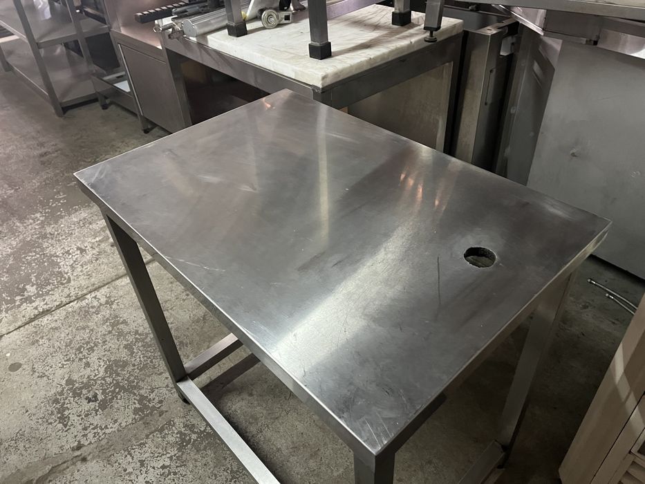 Escaparate Mesa em Inox 89cm x 60cm