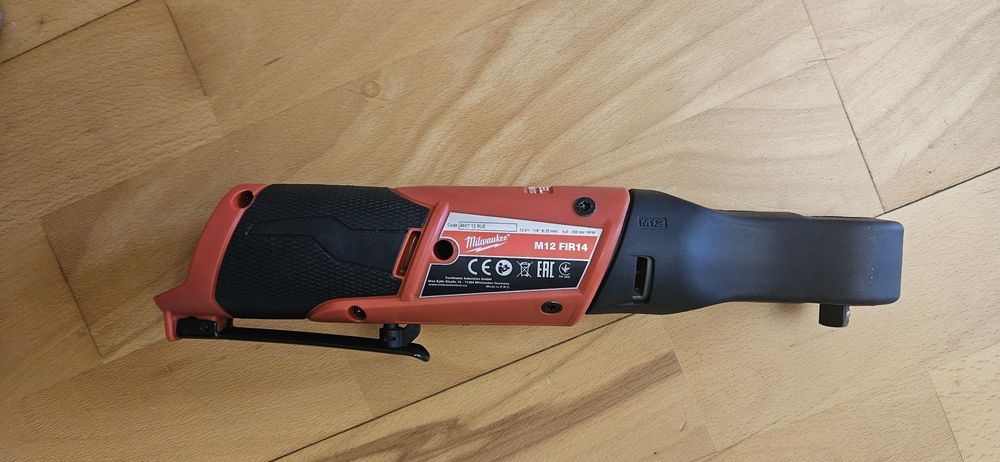 Grzechotka Milwaukee m12 fir14