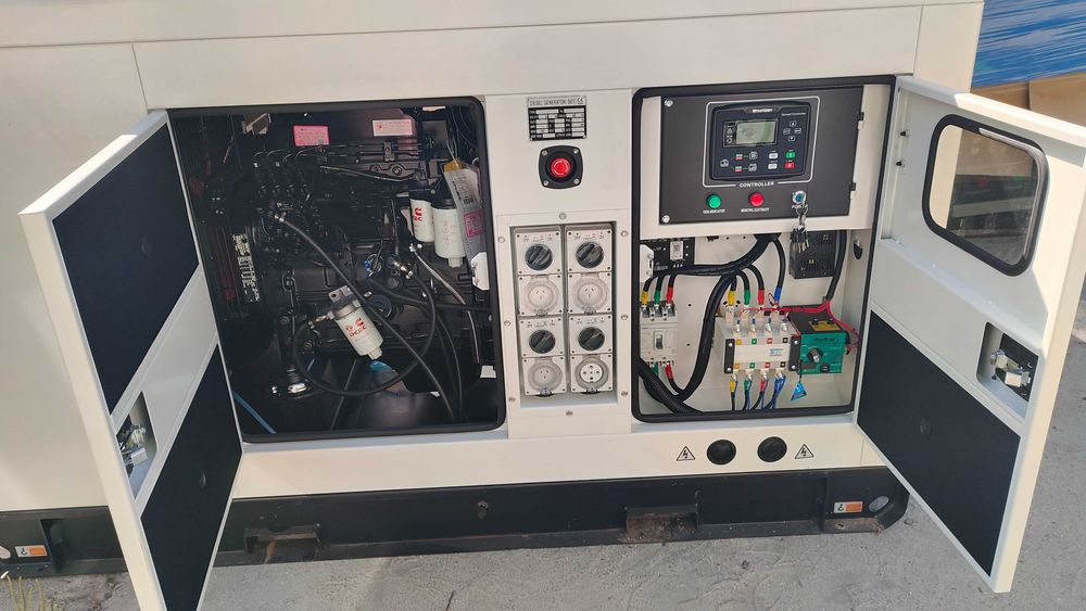 Agregat prądotwórczy 64kW/80kVA - silnik Cummins, SZR, AVR, nowy.