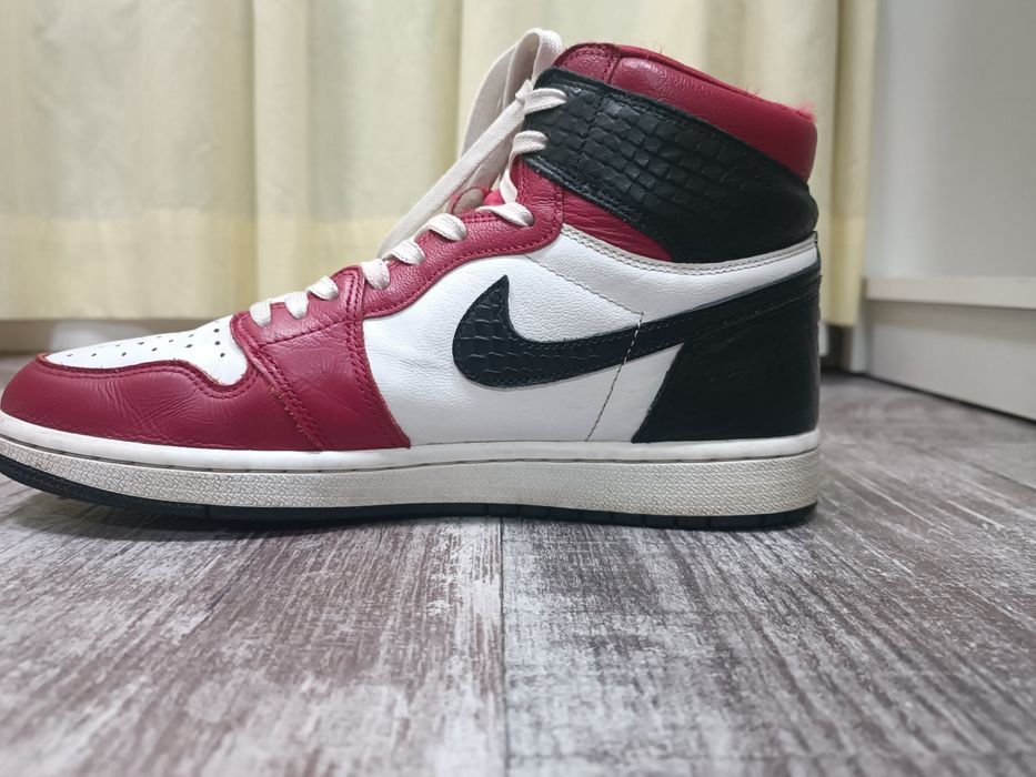 Nike Air Jordan 1 High Satin Snake Red