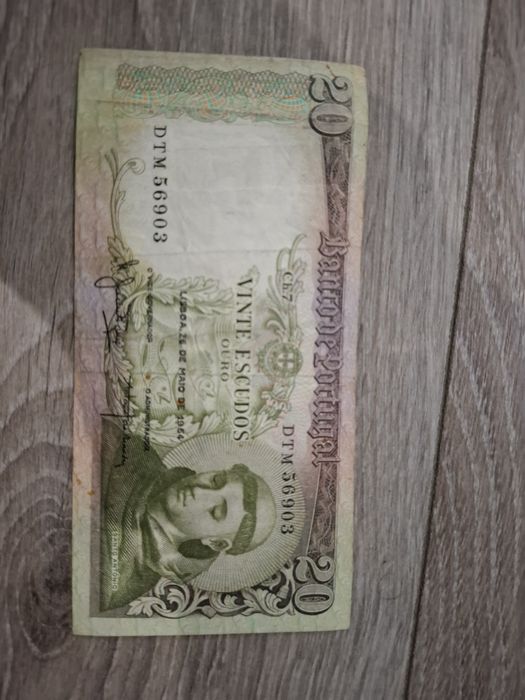 Nota 20 Escudos 1954 em Bom Estado
