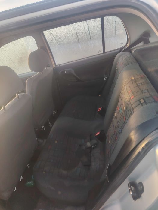 VW Polo 1998 Diesel | 379.000 km | 5 portas