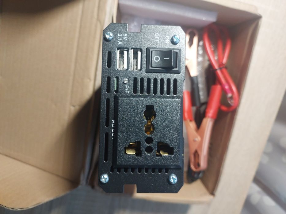 Інвертор Solaroll 2000w новий.