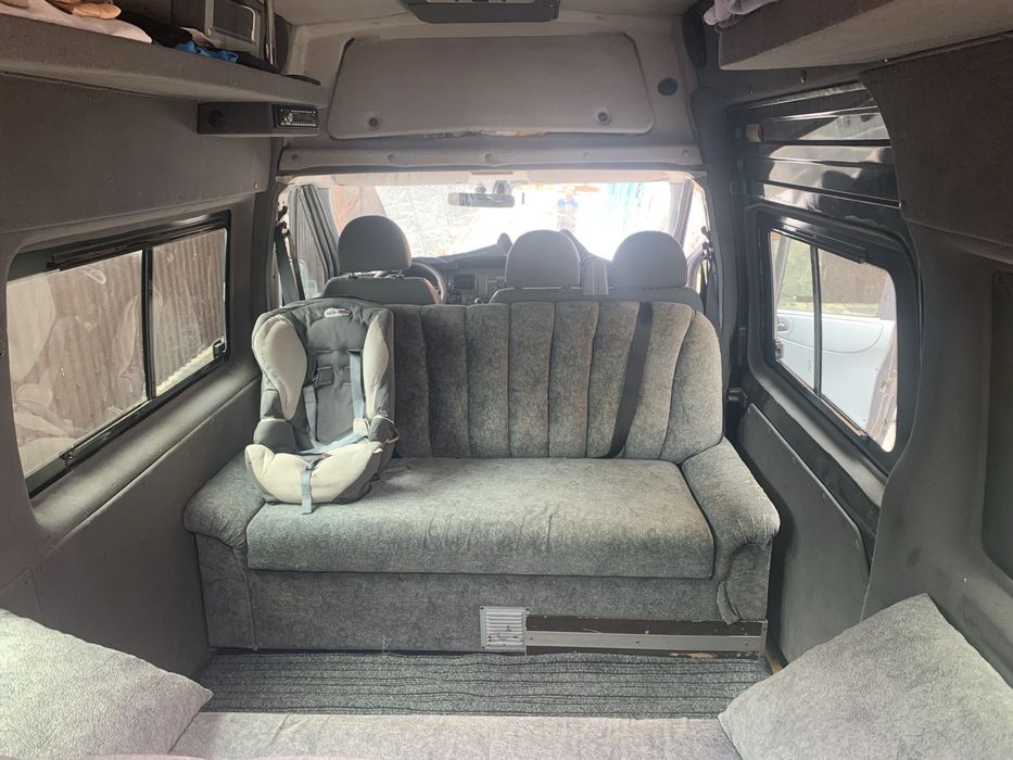 Микроавтобус  Ford Transit