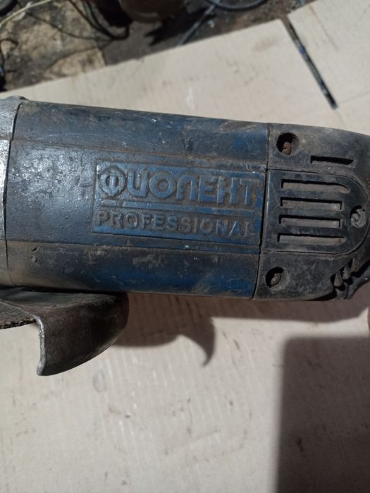 Продам электрический инструмент
