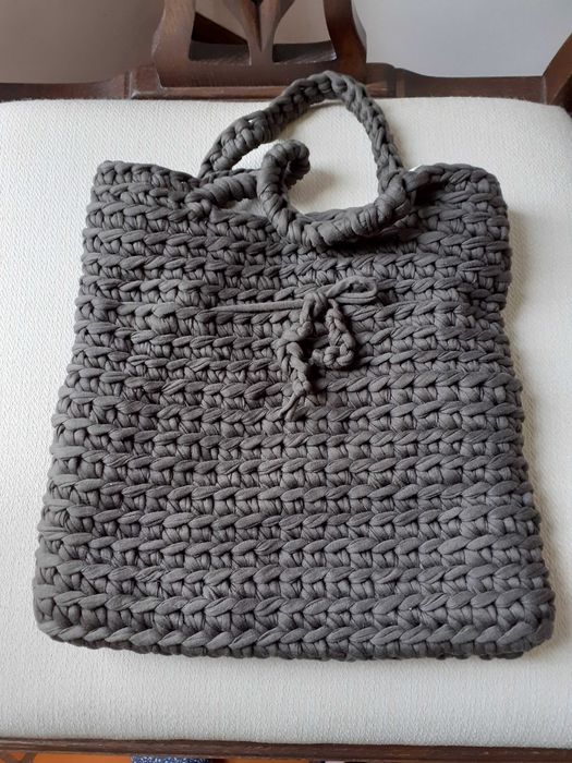 Mala em trapelho castanho