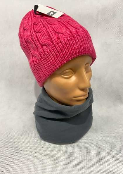 Czapka damska zimowa na polarze 4F, Fuksja roz.55cm.