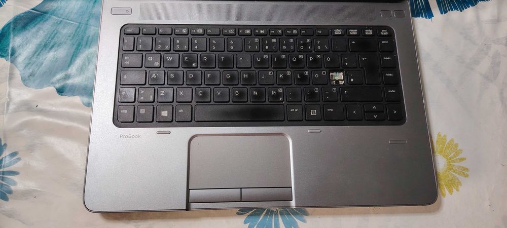 Portátil HP MT41  Proc AMD A45150 APU wit Radeon HD Graphics 2.70GZ