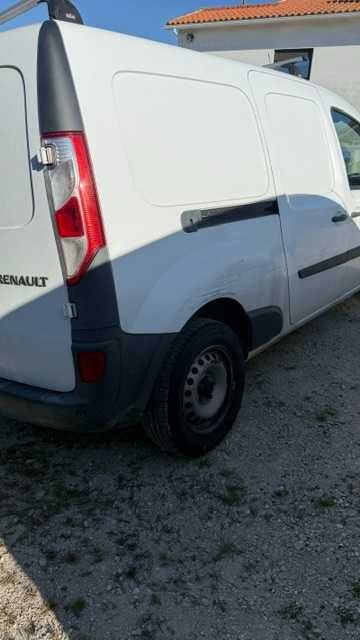 Viatura Renault Kangoo Comprida